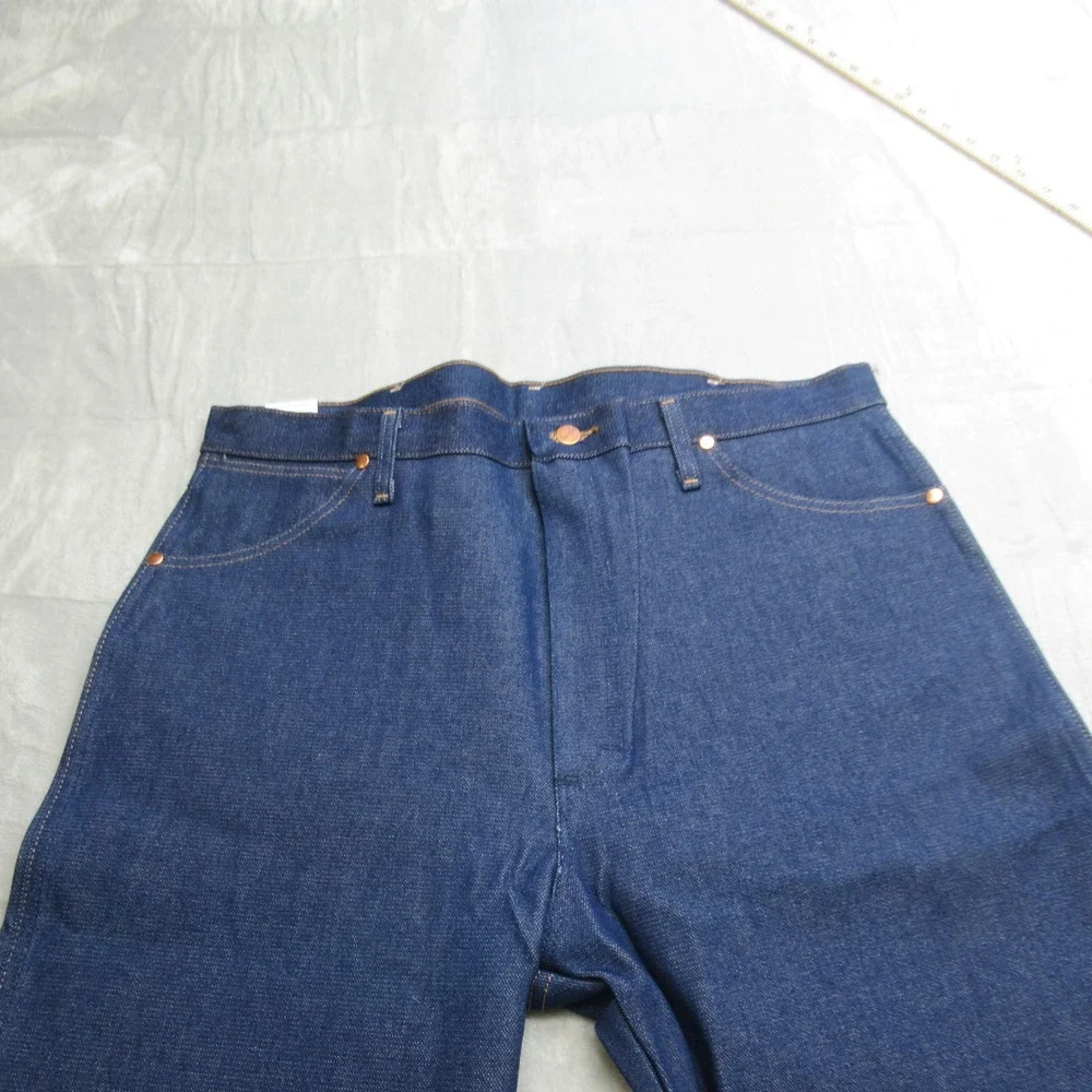 Wrangler Jeans Men's 40x32‎ Blue Denim Cowboy Cut Wide Leg Relaxed 13MWZ VTG NEW